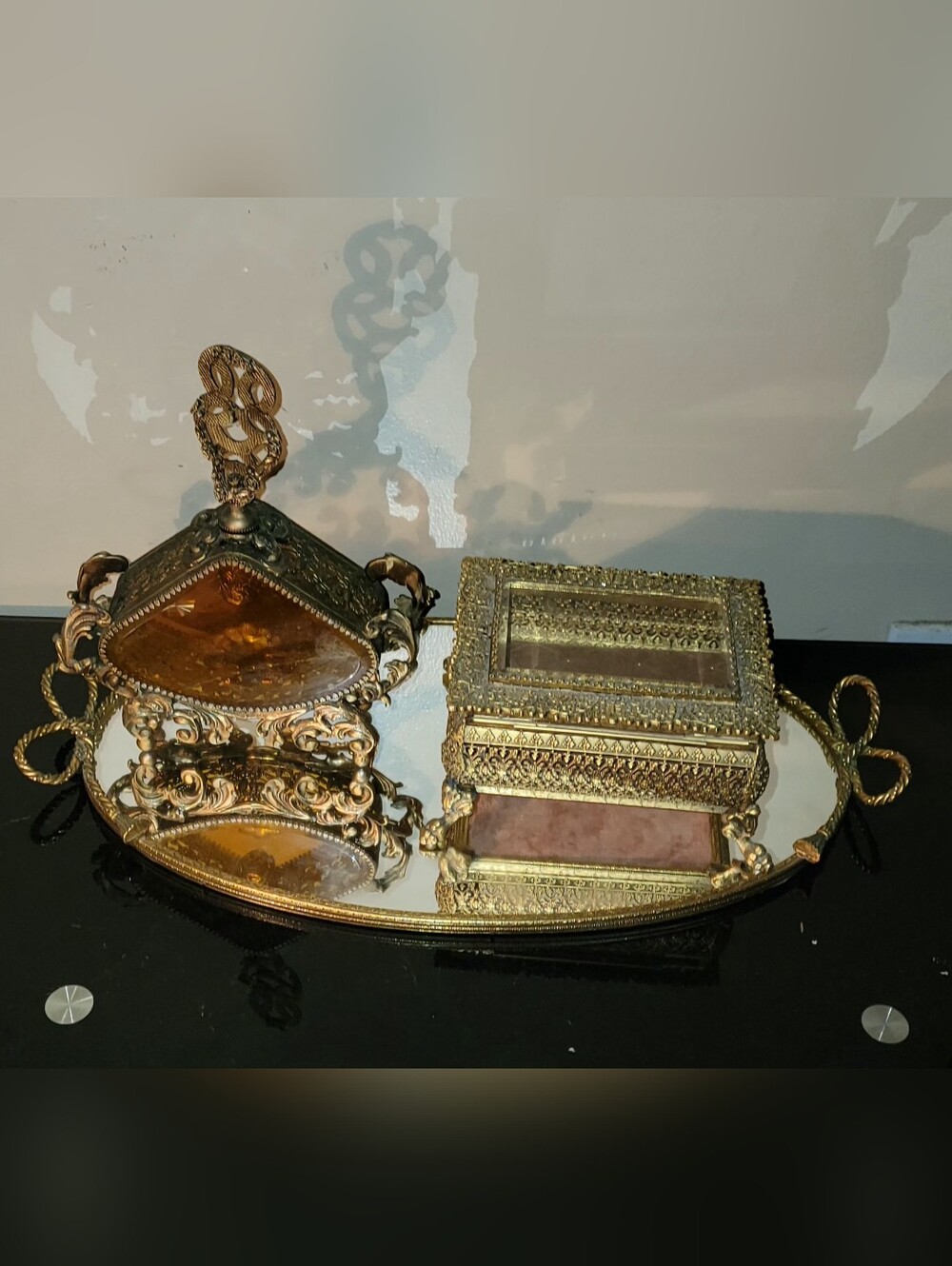 My Bundle Vintafe   Trinket Box Vanity Mirror And Perfume Bottle